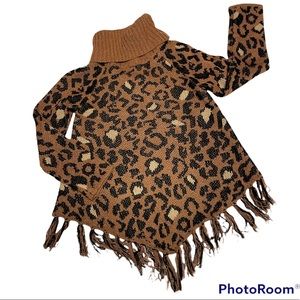 STYLE ME PETITES women turtle neck leopard print sweater poncho w/fringe.Size PS
